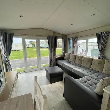 Pg177 Golden Palm Resort 8 Berth Caravan With Decking Chapel Saint Leonards Exterior photo