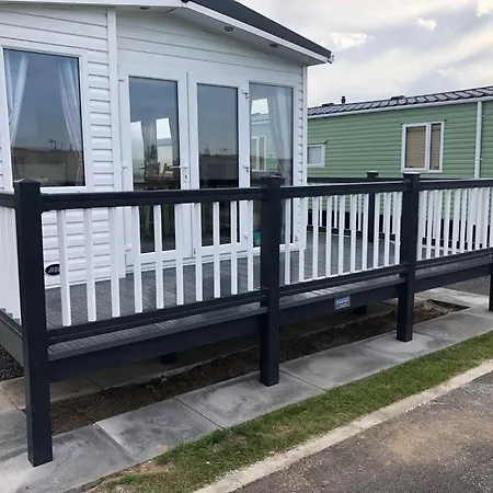 Pg177 Golden Palm Resort 8 Berth Caravan With Decking Chapel Saint Leonards Exterior photo