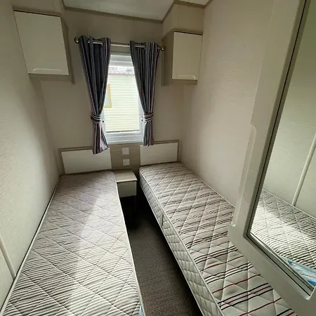Pg177 Golden Palm Resort 8 Berth Caravan With Decking Chapel Saint Leonards Exterior photo
